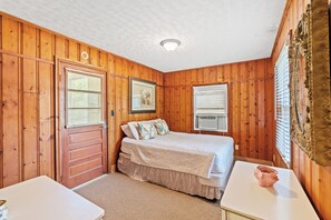 4 Schlafzimmer, Bügeleisen/Bügelbrett, kostenloses WLAN