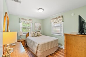 4 chambres, fer et planche à repasser, Wi-Fi gratuit