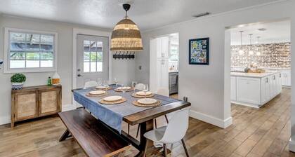 Spacious Home w/ Pool-Tucked Away in Jax Beach!