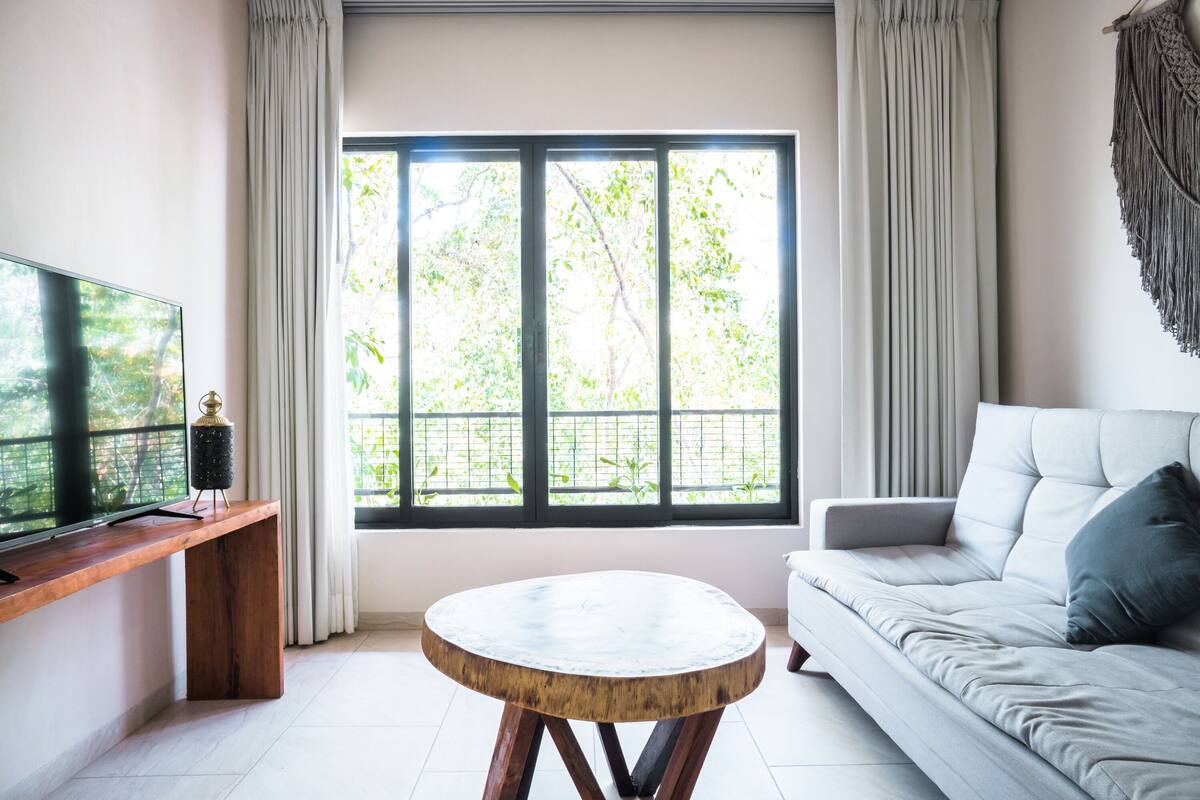 Departamento de diseñador | 1 habitación, ropa de cama de alta calidad, edredón y wifi gratis