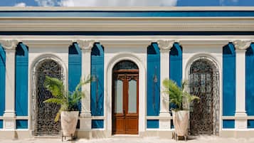 Fachada de la propiedad