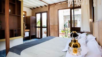 Chambre Classique, 1 trĂšs grand lit