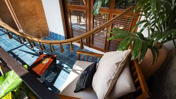 Suite with Balcony King | Terraza o patio