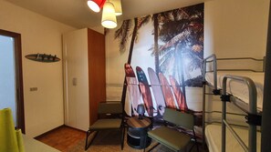 2 bedrooms, free WiFi, bed sheets - Elisa - Theater Home, with big terrace and marvellous lake view (Tignale)