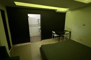 3 habitaciones, tabla de planchar con plancha y wifi 