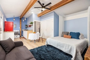 1 chambre, fer et planche Ă repasser, accĂšs au Wi-Fi (inclus)