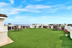 Unclassified image, 2 of 87, button - Roof Top Deck w/ Ocean Views, Heated Pool Access (Tybee Island)