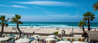 Island Sands 2 | 5BR Beach Escape in Heart of MB