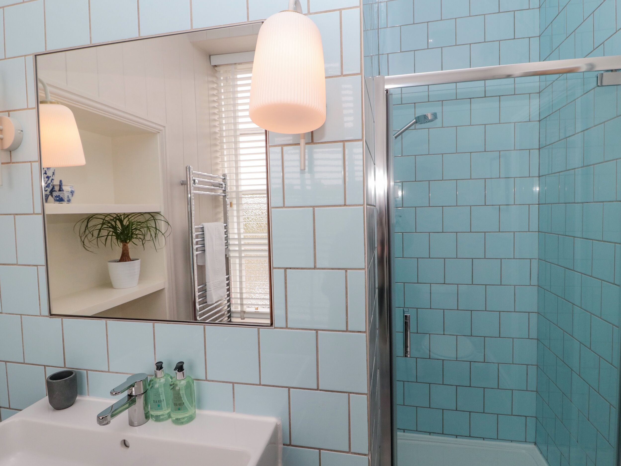 Cottage | Bathroom | Shower