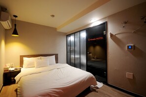 Basic Room | Free WiFi