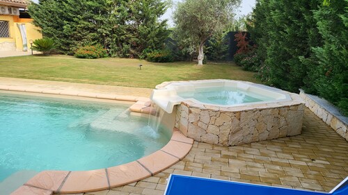 Villa Vivi. Swimming pool, whirlpool,
