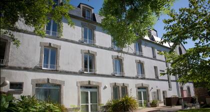 Ar Peoch - One-bedroom Apartment