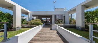 R Sidence Le Crystal - Two-bedroom Apartment