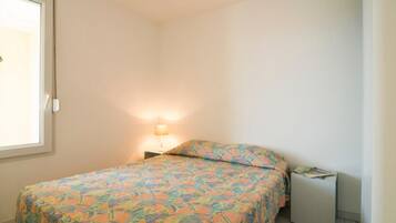 Apartment | 2 bedrooms, free WiFi, bed sheets