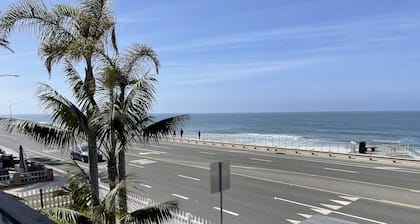 Beachside condo #B with 2bd /2 bath