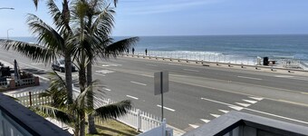 Beachside condo #B with 2bd /2 bath