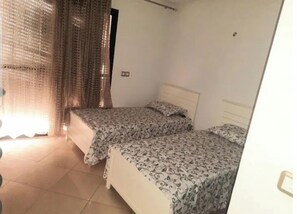2 bedrooms
