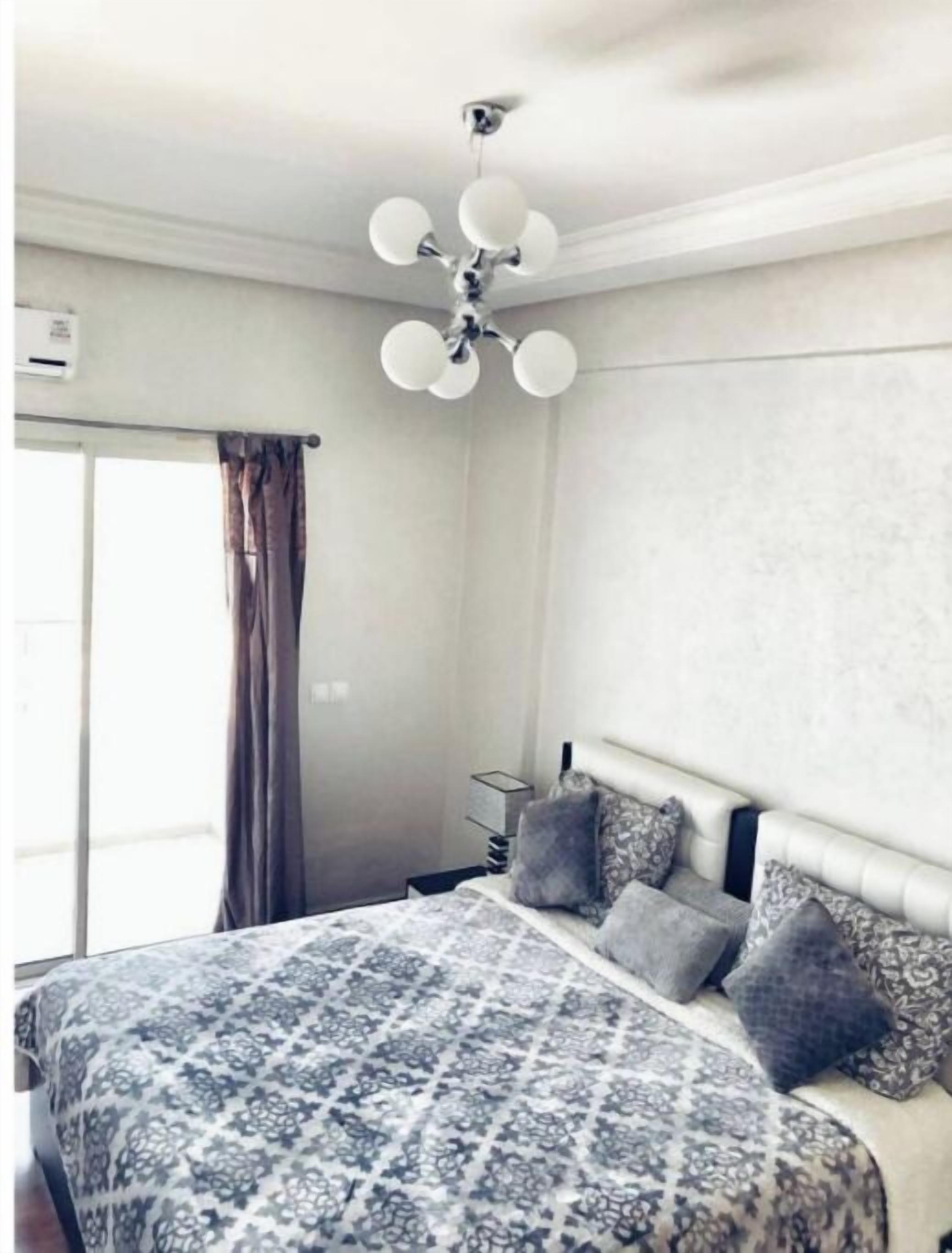 3 bedrooms