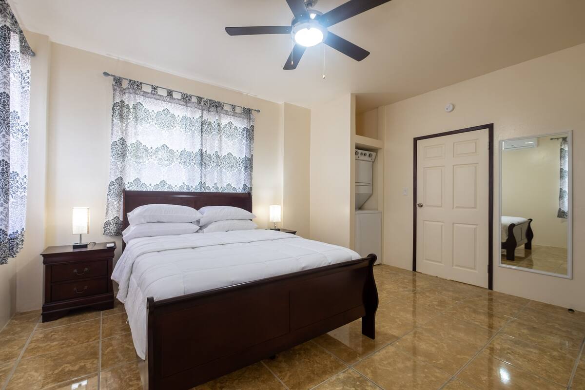 1 bedroom, in-room safe, individually furnished, free WiFi
