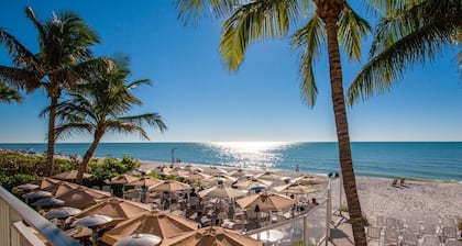 Beautiful Updated Home, Private Pool, Minutes from Downtown 5th Ave & Beaches!!!
