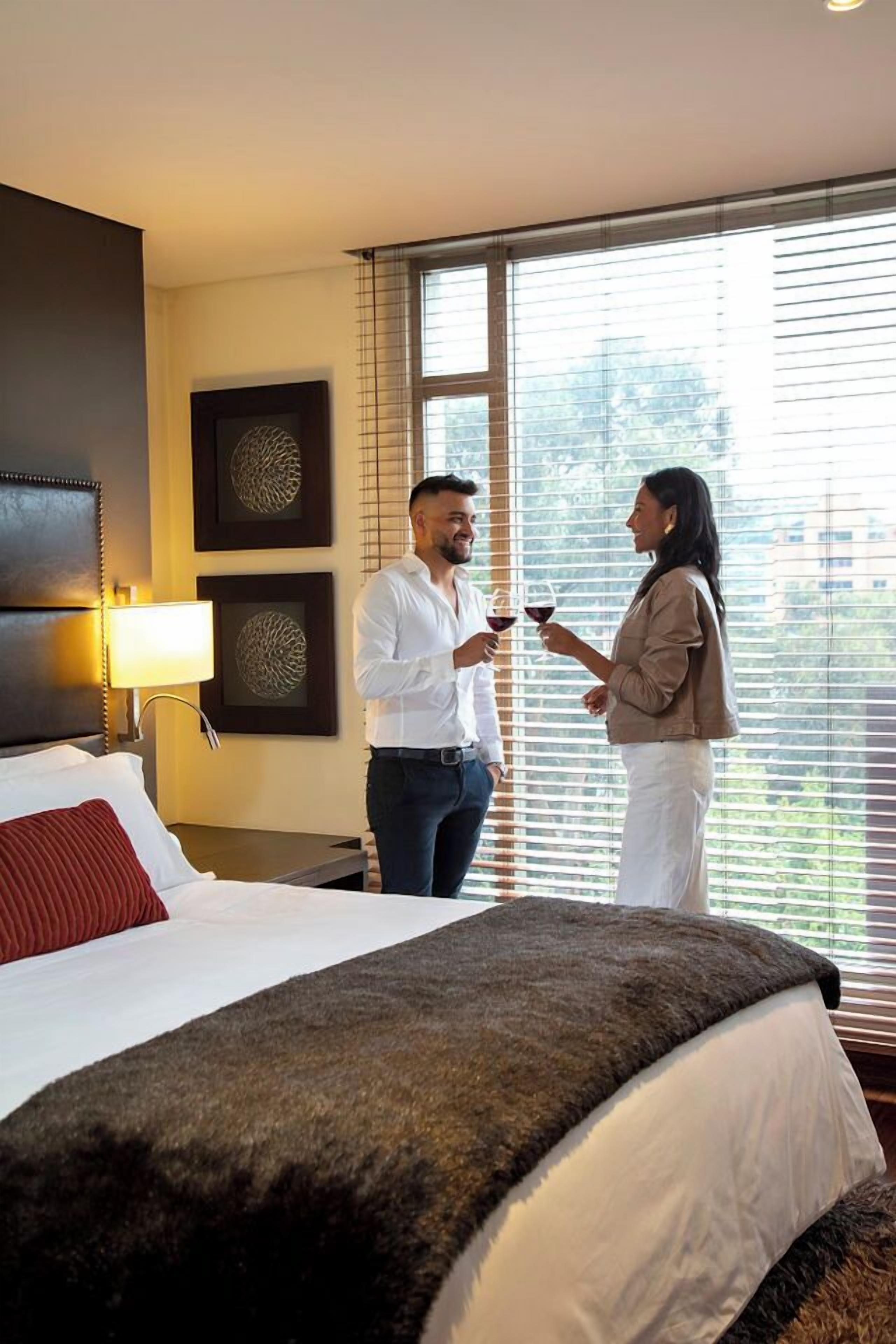 premium twin room | hypo-allergenic bedding, soundproofing, free wifi, bed sheets