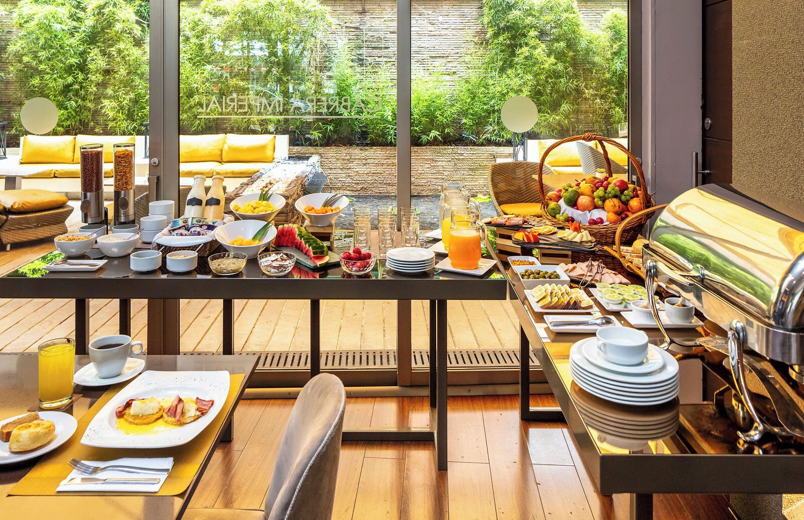 daily buffet breakfast (cop 65000 per person)