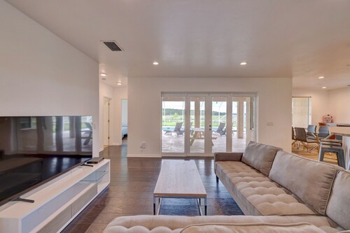 1.2 MILE MOTOCROSS TRACK / 4-BED, 3-BA, HEATED POOL HOME 