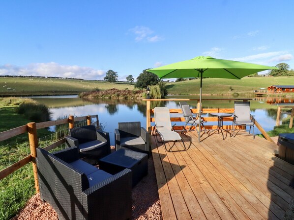 Balcony - Goose Pod (Worcester)