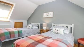 3 bedrooms, individually decorated, individually furnished, free WiFi