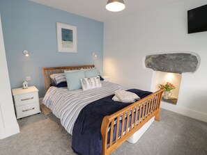 3 bedrooms, individually decorated, individually furnished, free WiFi - Bryn Derfel (Porthmadog)