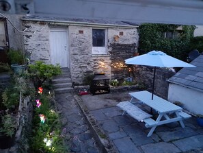 Cottage | Property grounds