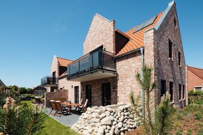 Exterior - Suite Süd | Seitliche Wasserlage (Greetsiel)