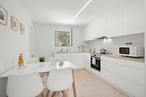 Fridge, microwave, oven, dishwasher