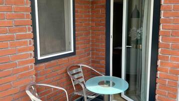 Deluxe Apartment | Terrace/patio