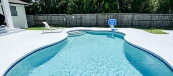 Paradise home near Esplanade & Tigertail!