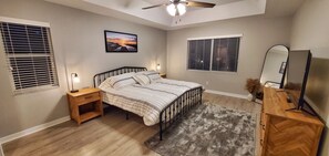 4 bedrooms, iron/ironing board, travel crib, free WiFi