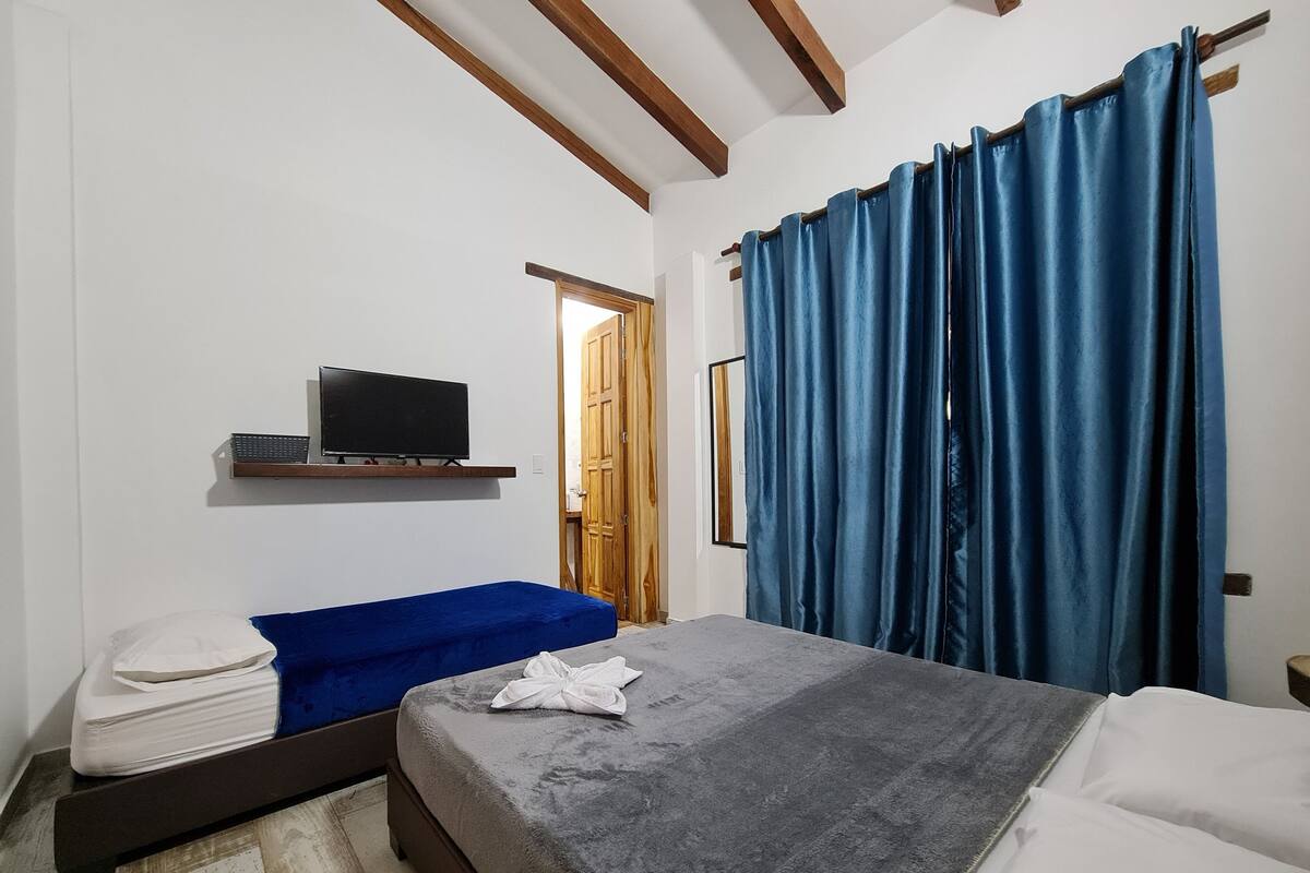 Egyptian cotton sheets, premium bedding, free WiFi