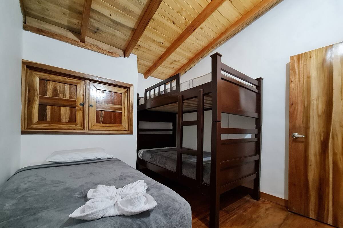 Cabane Familiale, 2 chambres, non-fumeur, vue jardin