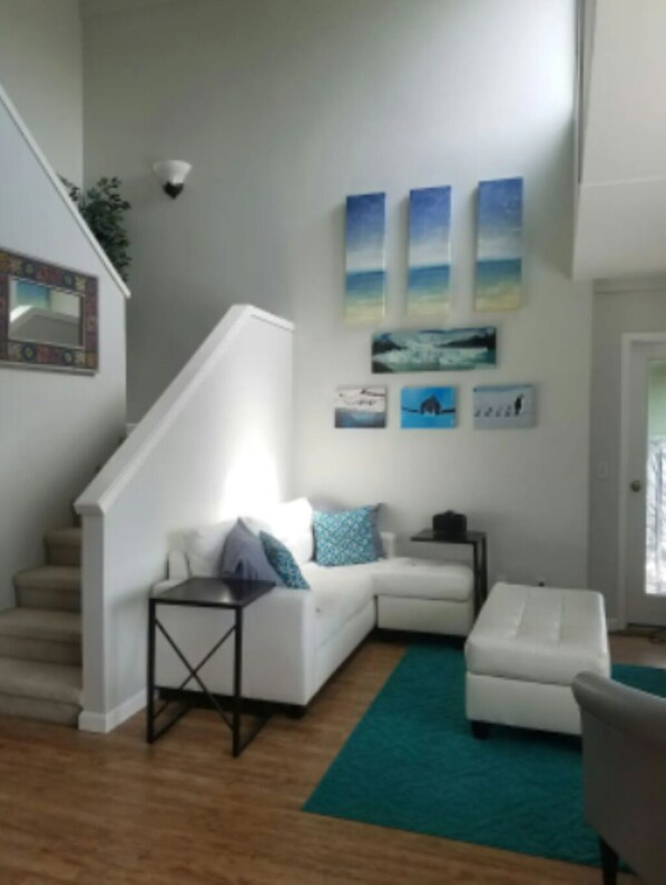 Smart TV - SPACE NEEDLE VIEWS & CLOSE TO LAKE UNION (Seattle)