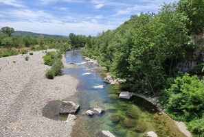 Sun-loungers - House with swimming pool for rent from Sunday to Sunday (Labeaume)