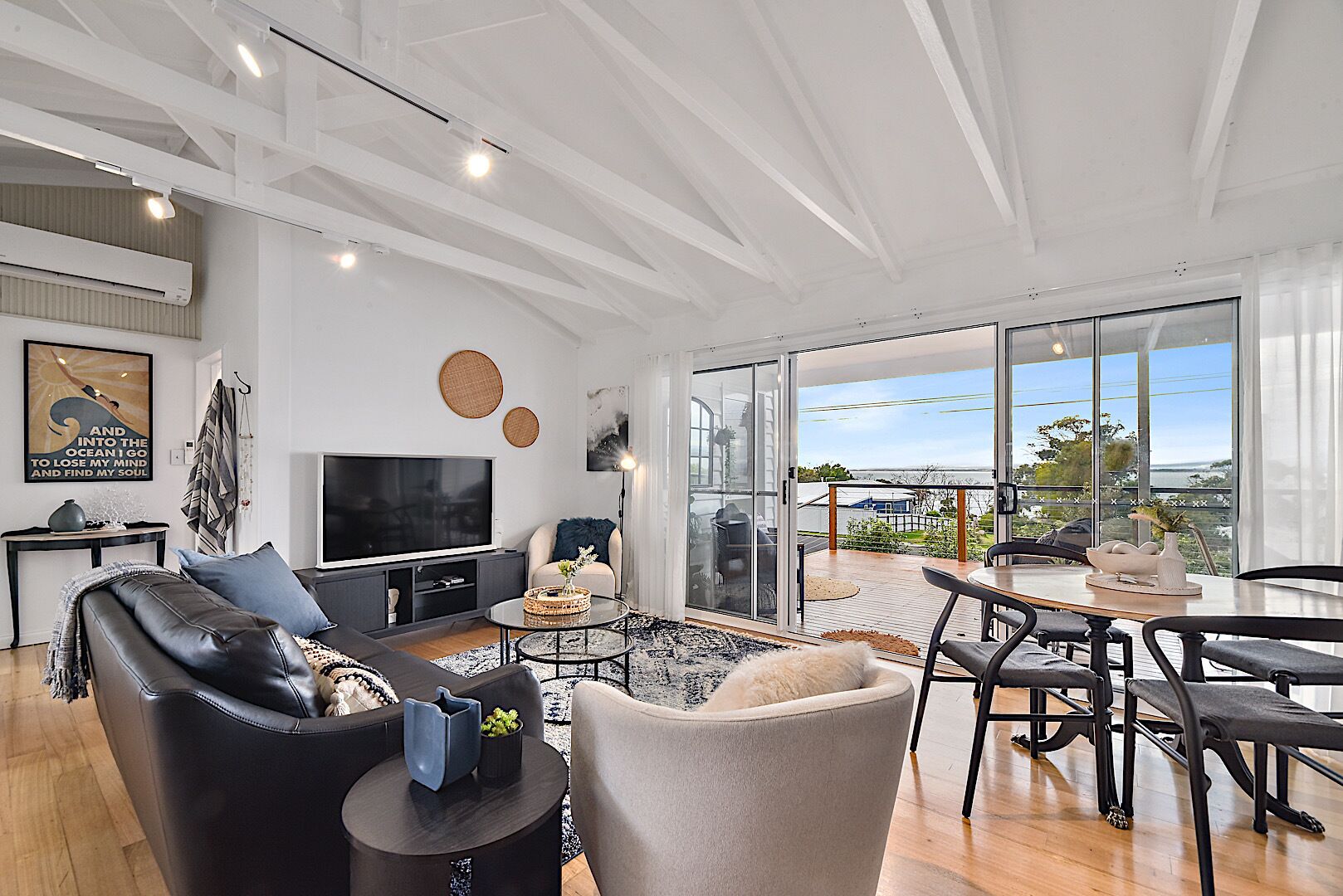 Smart TV, video games