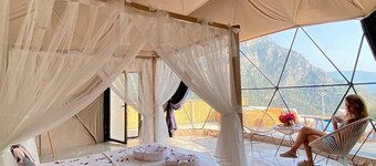 Kabak Freedom Deluxe Hotel
