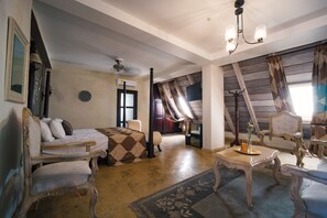 Unclassified image, 5 of 46, button - 8BR MEGA MEGA Luxury Colonial Mansion Historic Center (Cartagena de Indias)