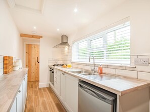 Dishwasher, high chair