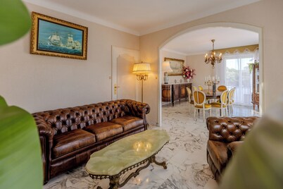 The Villa Reina