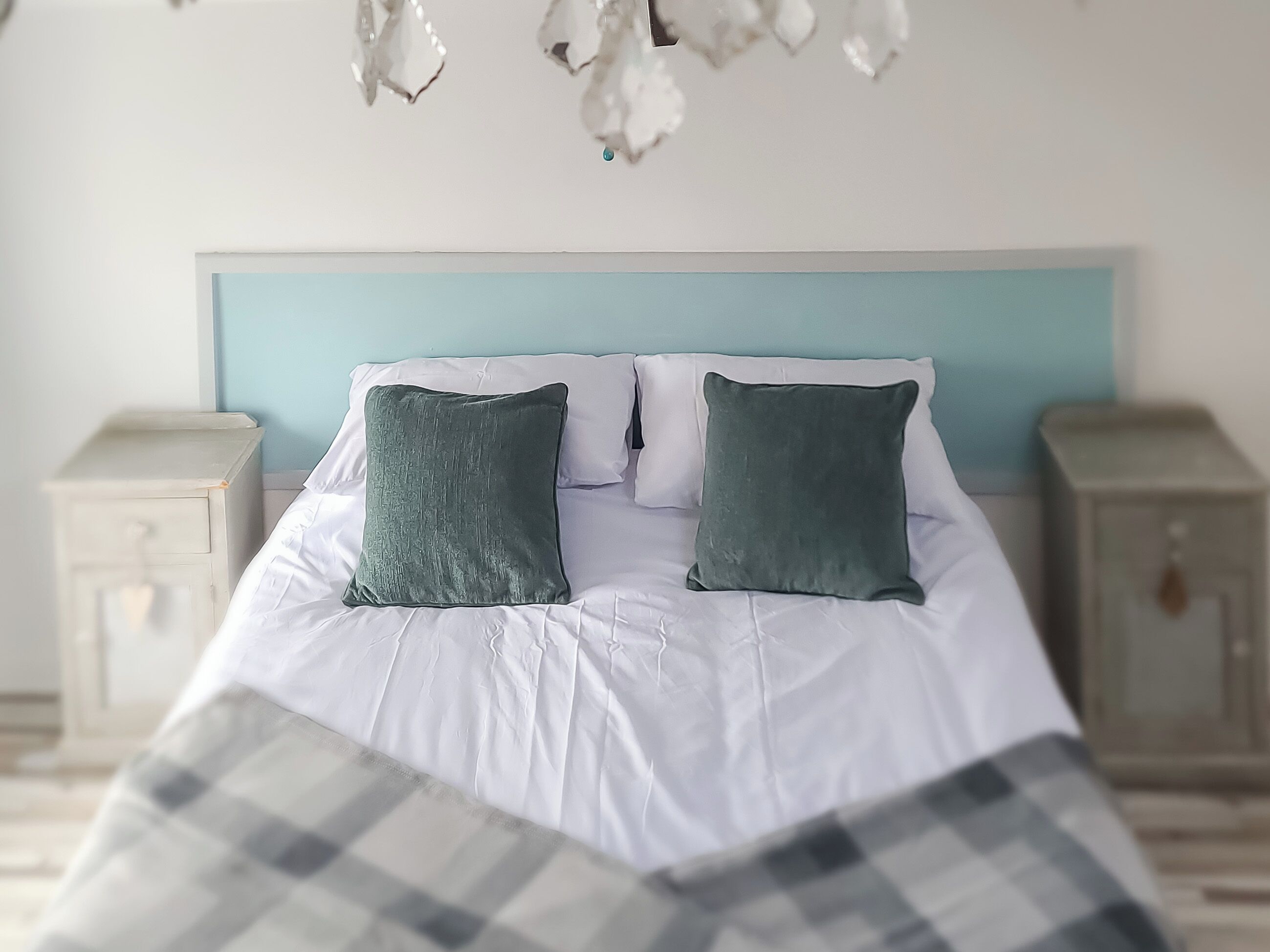 5 bedrooms, free WiFi, bed sheets