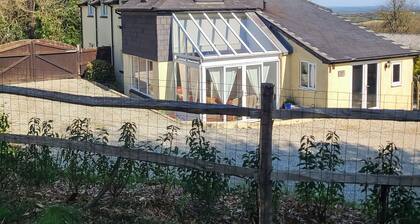 5 bedroom accommodation in Folly Gate, near Okehampton