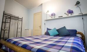 2 bedrooms, travel cot, WiFi, bed sheets - Casa Dolce Vita (Belgirate)