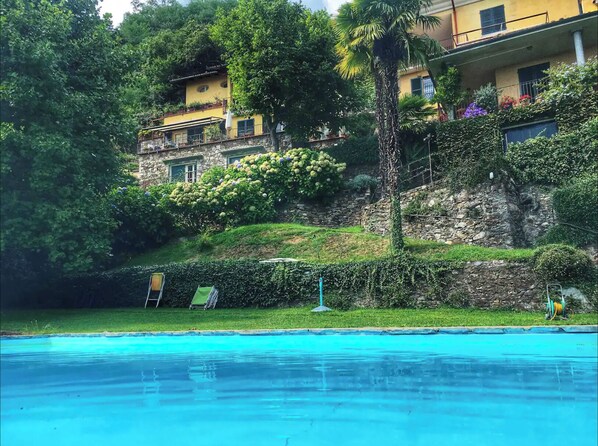Piscina all'aperto