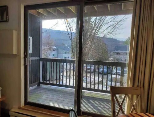 Lovely Ski-in / Ski-out Studio at “Smuggs” ⭐️